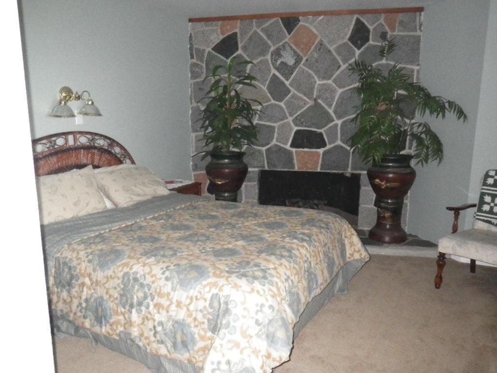 Beach Estates Inn Bed And Breakfast Нанаймо Номер фото
