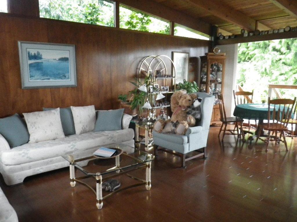 Beach Estates Inn Bed And Breakfast Нанаймо Экстерьер фото